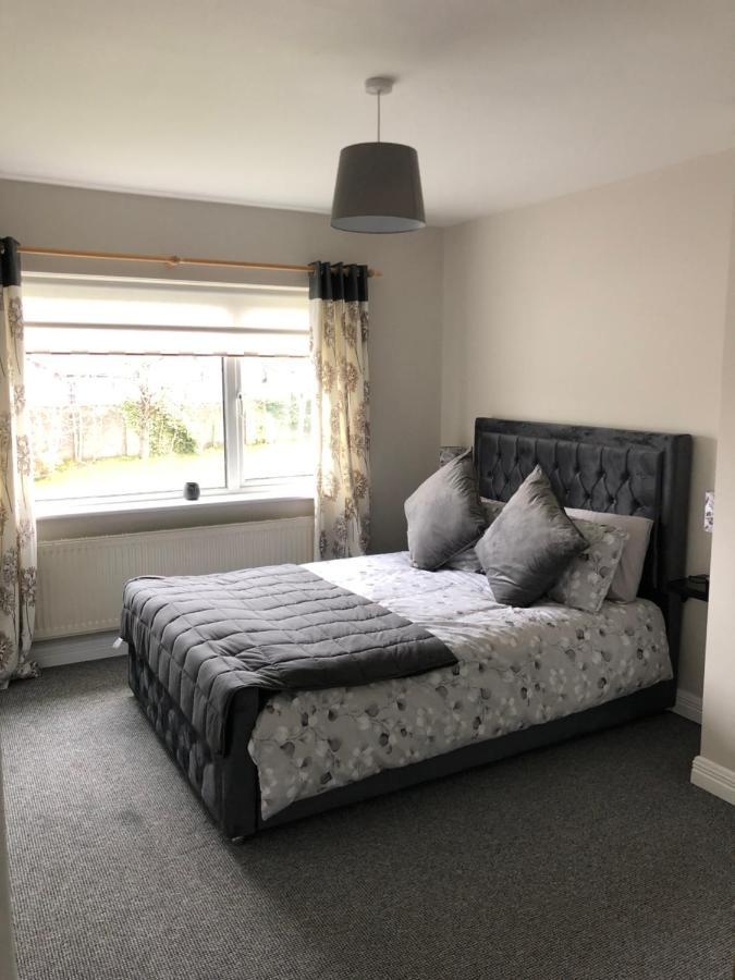 Fraunhill Villa Swinford Esterno foto